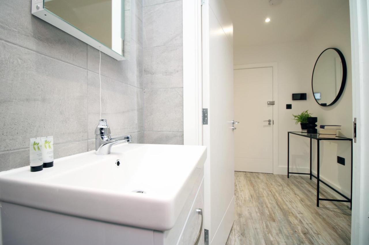 Kingsbridge Point - Cosy One Bed Apartments Near Town Centre, Swindon Exterior foto